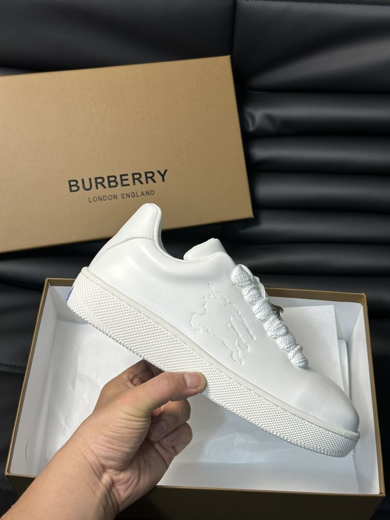 Burberry Low Shoes